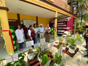 Gobierno Municipal y Secretaría de Salud impulsan el Jardín Educativo de Medicina Tradicional en Capoacan